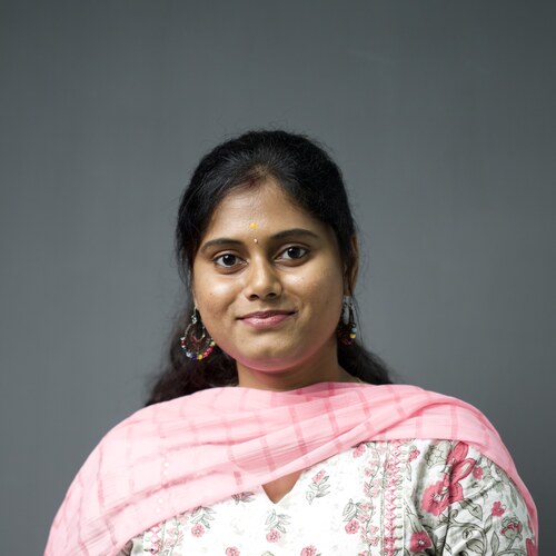 Keerthiga, Social Media